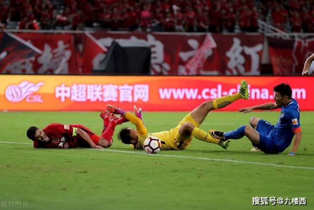 上海海港满口不服再负横滨 穆帅队会激出血性